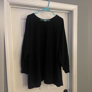 Black oversized crewneck sweatshirt from old navy. Size 4x